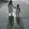 Black And White Sisters On Beach Diamond Painting