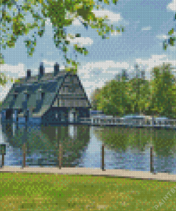 House by Lake Winnipesaukee Diamond Painting