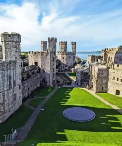 Caernarfon Castle Wales Diamond Painting