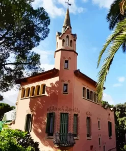 Gaudi House Diamond Painting