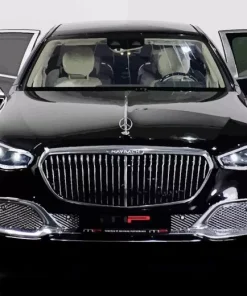 Black Maybach S680 Diamond Painting