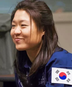 Yi So Yeon Astronaut Diamond Painting