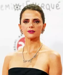 Macarena Gomez Diamond Painting